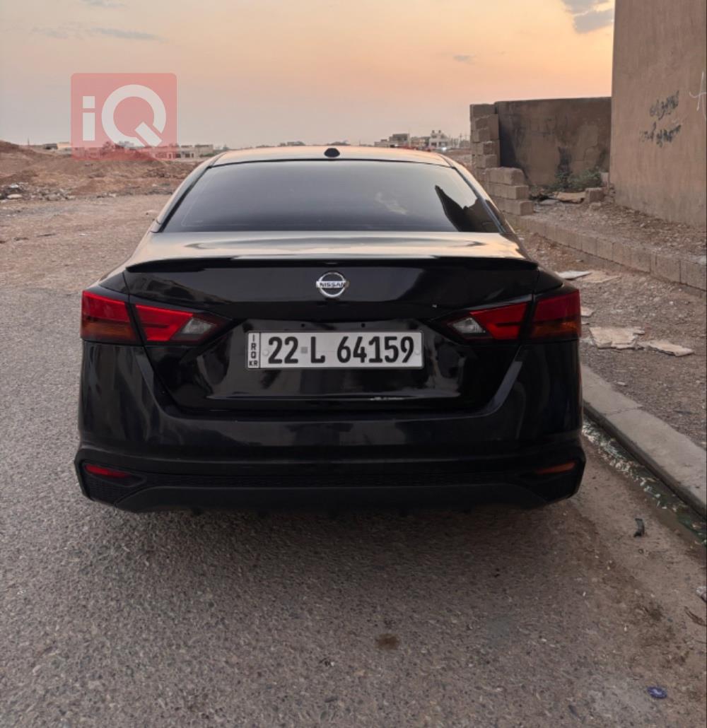 نیسان ئەلتیما